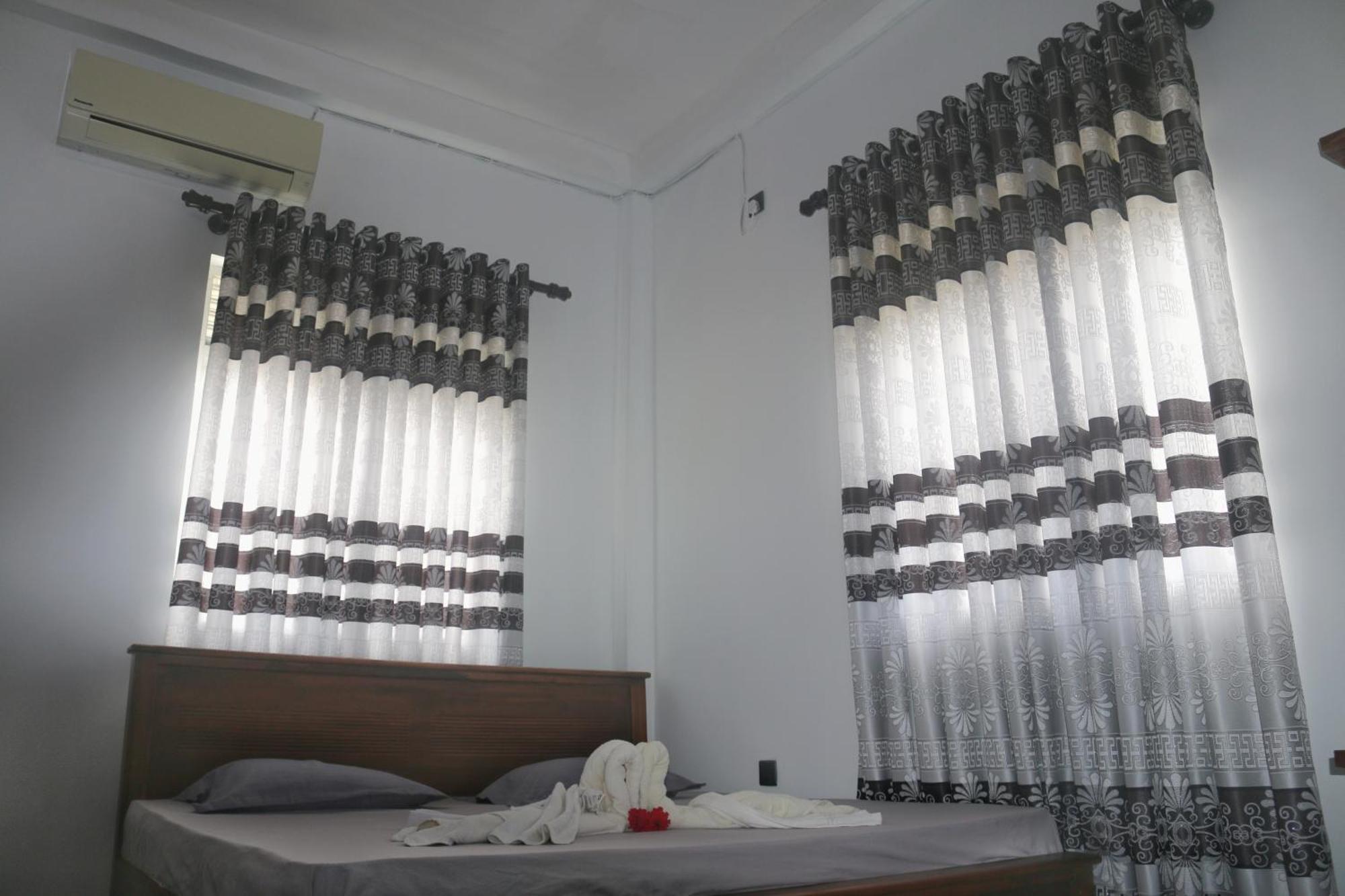 Dinuli Home Stay Ahungalla Eksteriør bilde